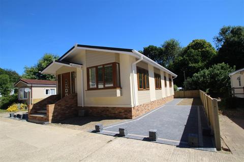 2 bedroom mobile home for sale, Havenwood, Arundel