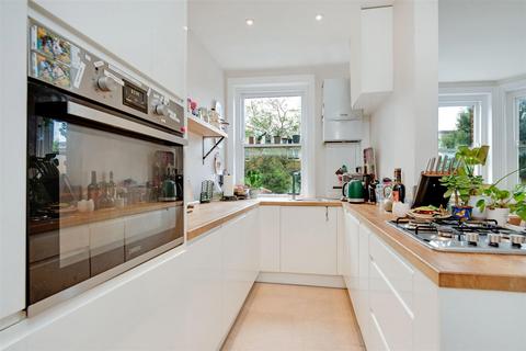 2 bedroom flat for sale, Camden Street