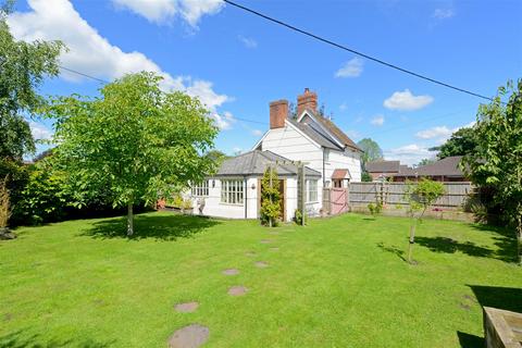 3 bedroom cottage for sale, Prescott Road, Baschurch, Shrewsbury