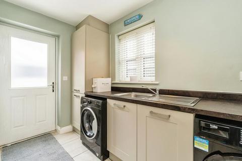 16 Bridgefield Close, Tyldesley, Manchester, M29 8QX