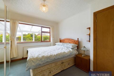 2 bedroom detached bungalow for sale, Sea View Crescent, Scarborough