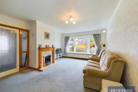 2 bedroom detached bungalow for sale, Sea View Crescent, Scarborough