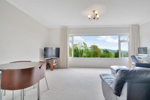 2 bedroom apartment to rent, Downswood, Reigate RH2