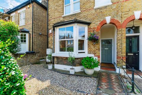 14 Wellesley Road, London, E11 2HF