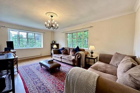 2 bedroom flat for sale, Branksome Park Road, Camberley GU15