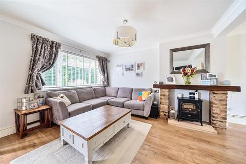 3 bedroom semi-detached house for sale, Henley Gardens, Yateley GU46