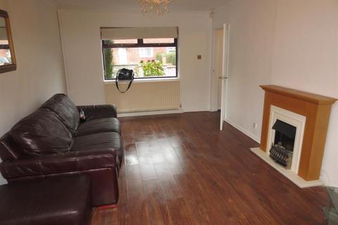 3 bedroom semi-detached house to rent, Hillsview Avenue, Newcastle Upon Tyne, Tyne And Wear