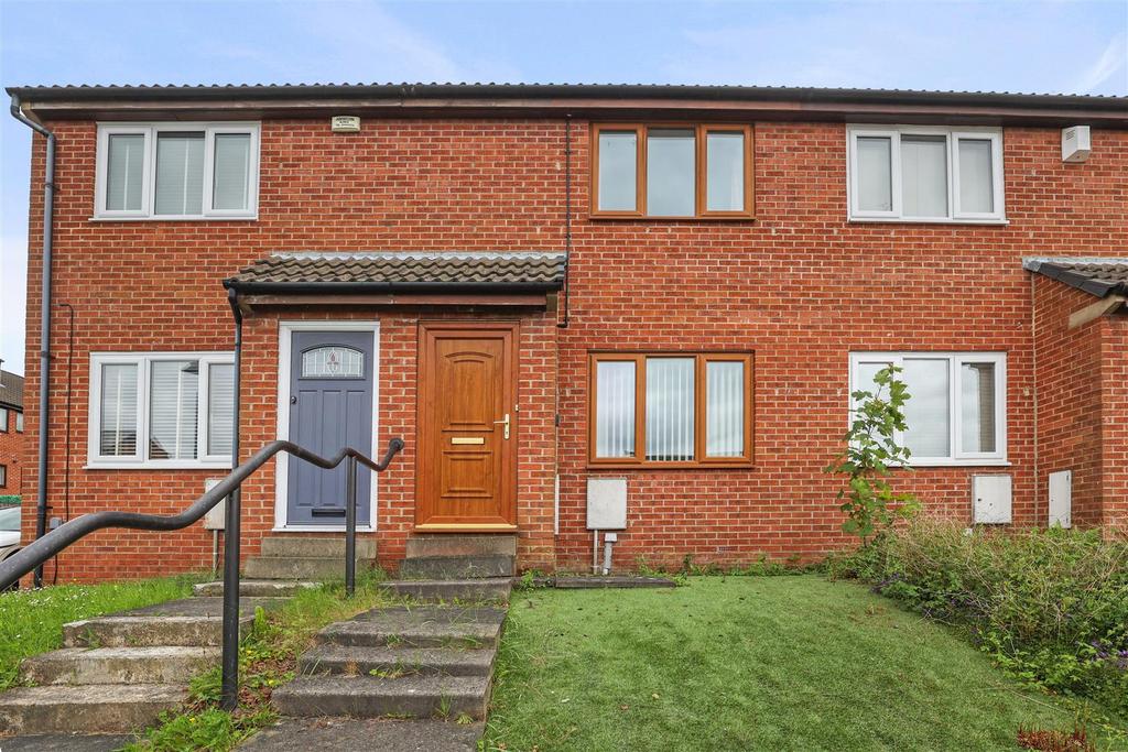 Kipling Court, Swalwell 2 bed terraced house for sale £100,000