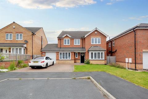 5 bedroom detached house for sale, Maple Close, Calverton, Nottingham