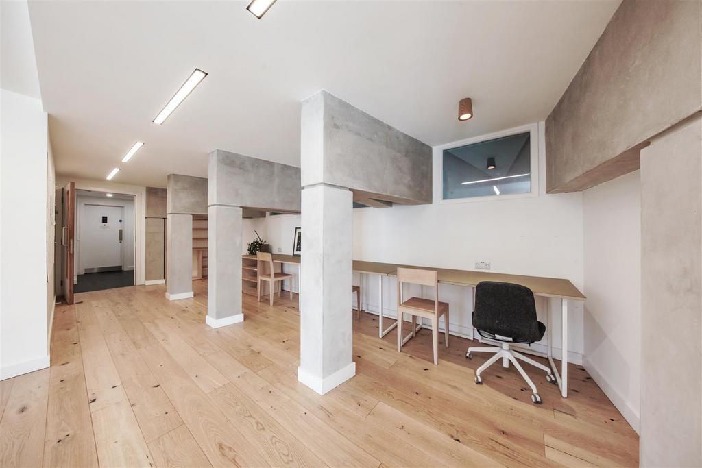 305 Cambridge Heath Road - Zs QUpl Udfa WMGh Bk A8 TJ.jp