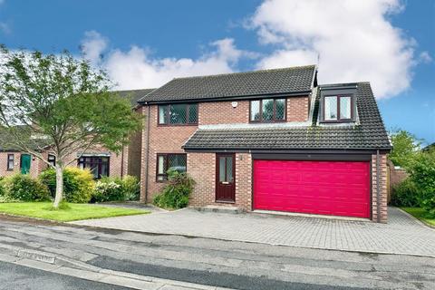 4 bedroom detached house to rent, The Vale, Stockton-On-Tees