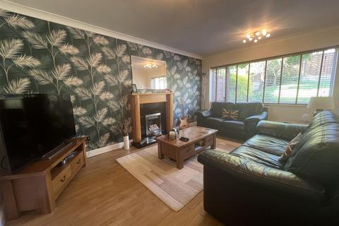 3 bedroom semi-detached house for sale, Kenswick Drive, Halesowen