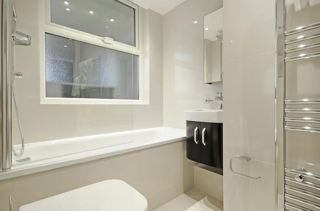 52 BCBathroom 1.jpg