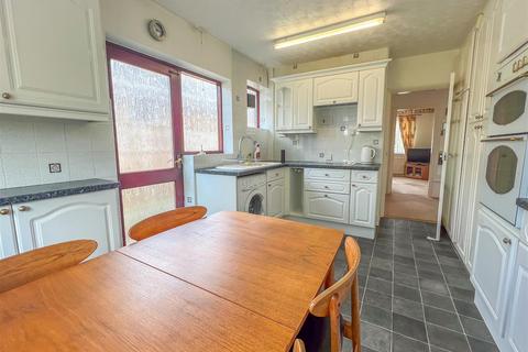 3 bedroom detached bungalow for sale, St. Nicolas Park Drive, Nuneaton