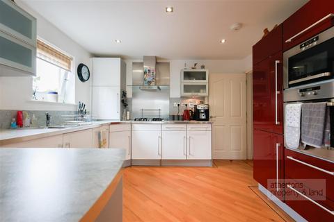 14 Dickens Court, Old Langho, Blackburn, BB6 8HT
