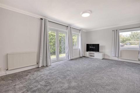 2 bedroom apartment for sale, Station Lane, Ingatestone