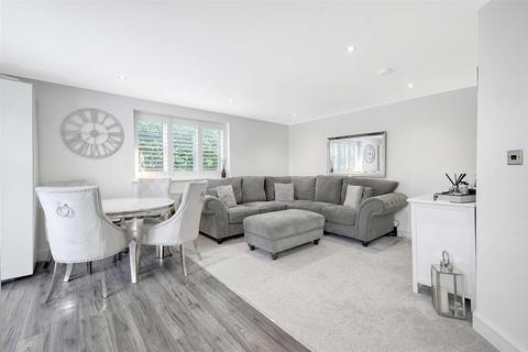 2 bedroom apartment for sale, Domos Place, Ongar Road, Kelvedon Hatch