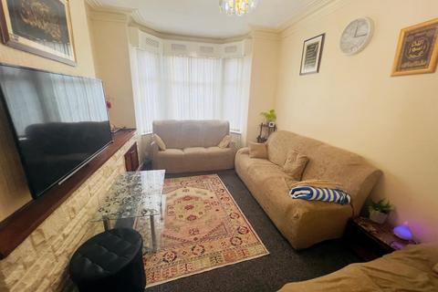 3 bedroom terraced house for sale, Cross Lane, Manchester