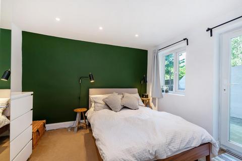 2 bedroom flat for sale, Elmcourt Road, West Norwood, SE27