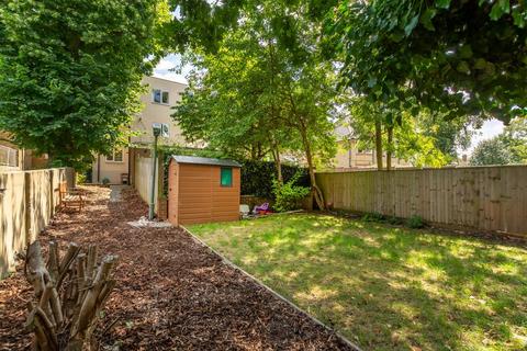 2 bedroom flat for sale, Elmcourt Road, West Norwood, SE27