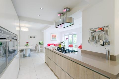 4 bedroom semi-detached house for sale, Stapylton Avenue, Harborne, Birmingham, B17