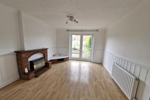 2 bedroom house to rent, Linford Crescent, Markfield LE67
