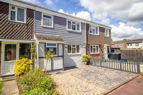 3 bedroom terraced house for sale, Manners way, Southend-on-Sea SS2