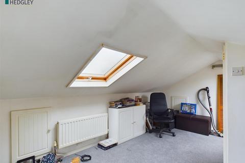 5 Berwick Walk, Redcar, TS10 2LD