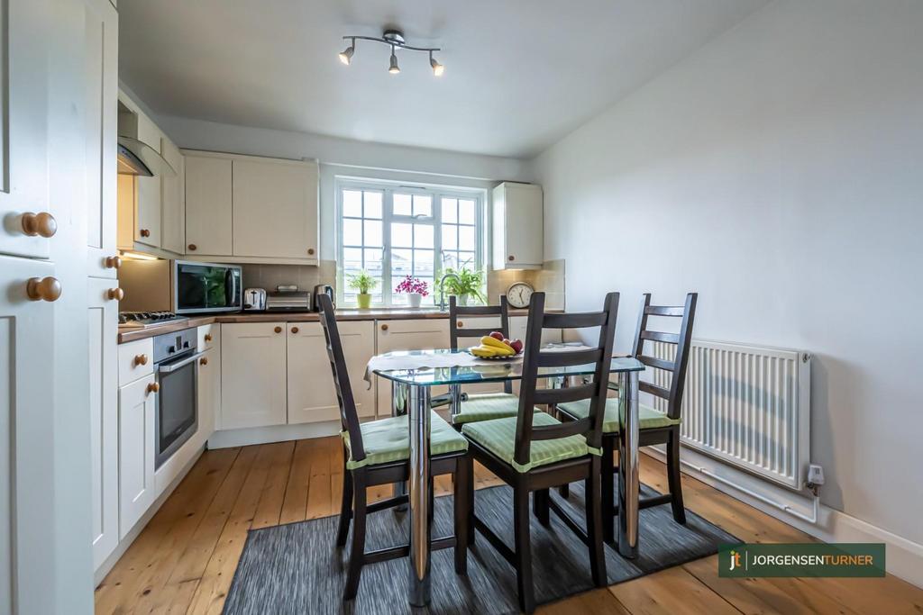 Kitchen .jpg