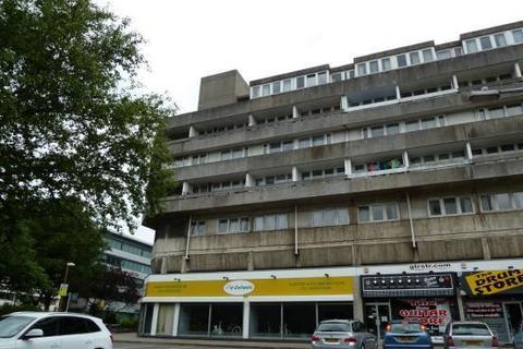 2 bedroom apartment to rent, Wyndham Court, Commercial Road