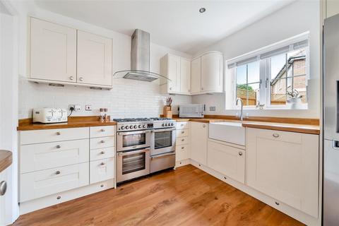 5 bedroom detached house for sale, Columbus Drive, Southampton SO31