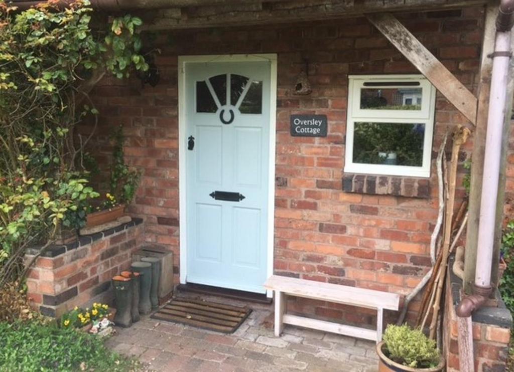 Oversley Cottage front porch.jpg