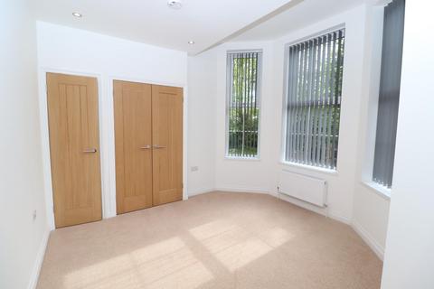 2 bedroom flat to rent, Heathley Park Drive, Leicester