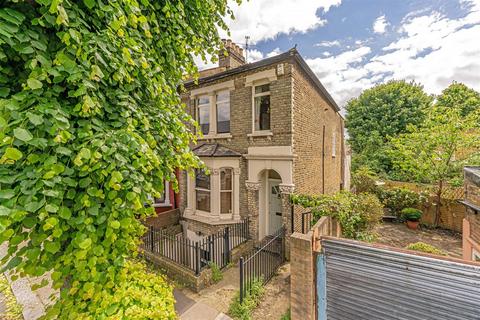 3 bedroom end of terrace house for sale, Hamilton Road, Brentford