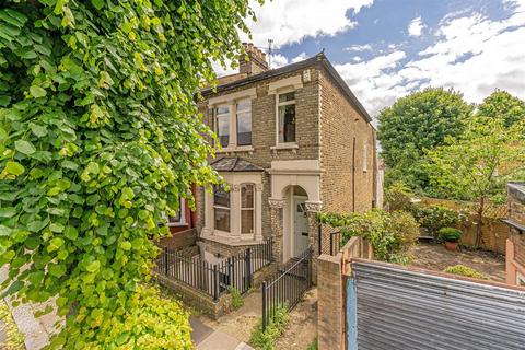 1 Hamilton Road, Brentford, TW8 0QE