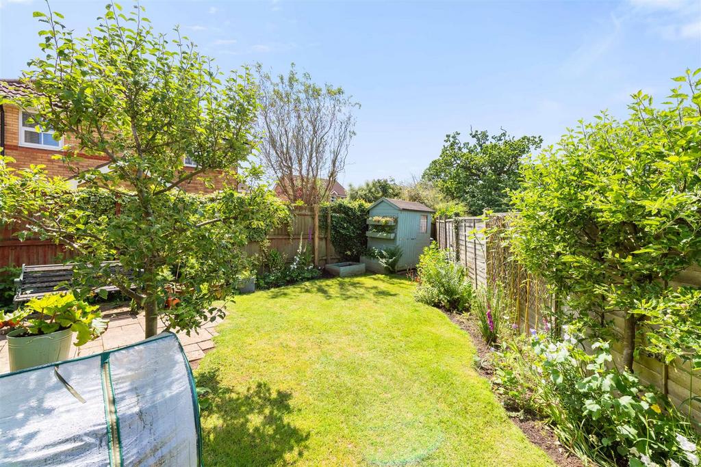 5 Gilmorton Close, Hillfield, B91 3 FD 4.jpg