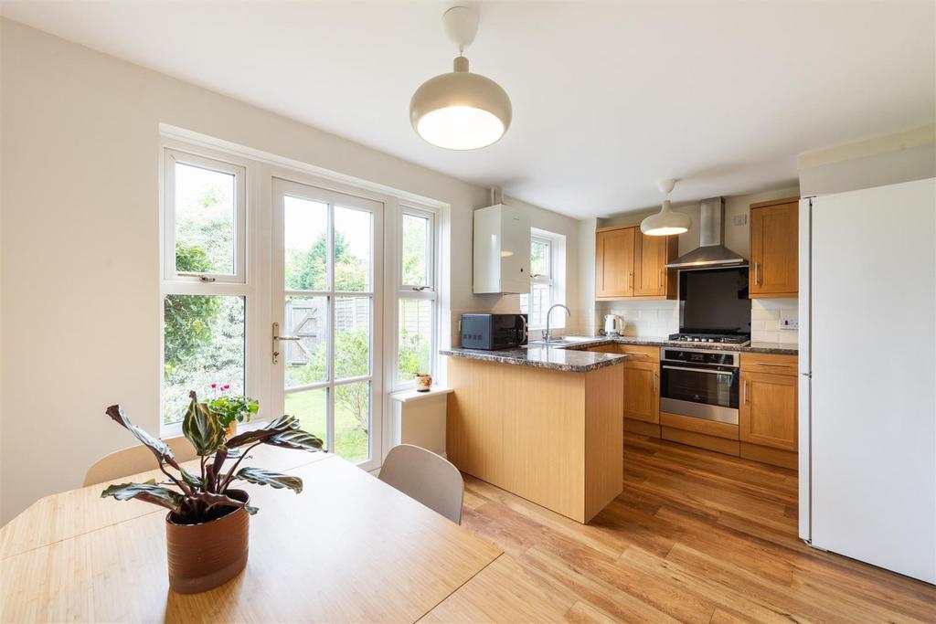 5 Gilmorton Close, Hillfield, B91 3 FD 17.jpg