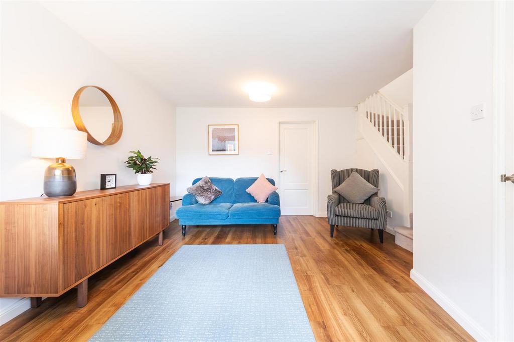 5 Gilmorton Close, Hillfield, B91 3 FD 9.jpg