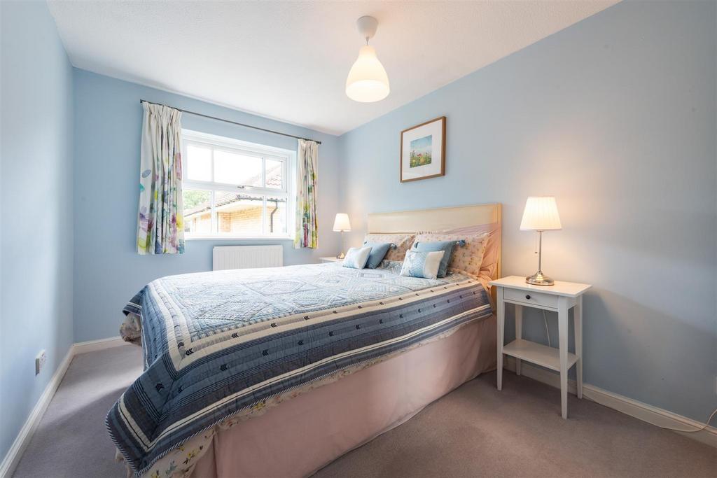 5 Gilmorton Close, Hillfield, B91 3 FD 19.jpg