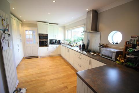 4 bedroom detached house for sale, Sand Lane, Leeds LS25