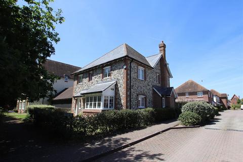 4 bedroom detached house to rent, Kiln Walk, Westhampnett