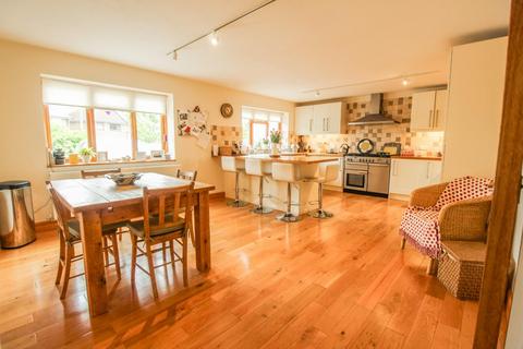 60 High Street, Haslingfield, Cambridge, CB23 1JP
