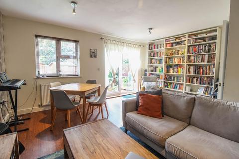 1 Roberts Way, Fulbourn, Cambridge, CB21 5AA