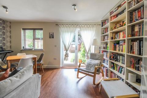 1 Roberts Way, Fulbourn, Cambridge, CB21 5AA