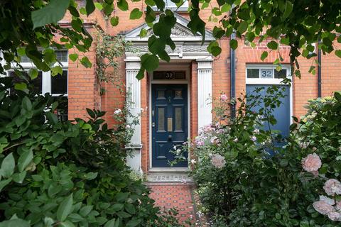 4 bedroom semi-detached house for sale, Denman Road, Peckham, SE15