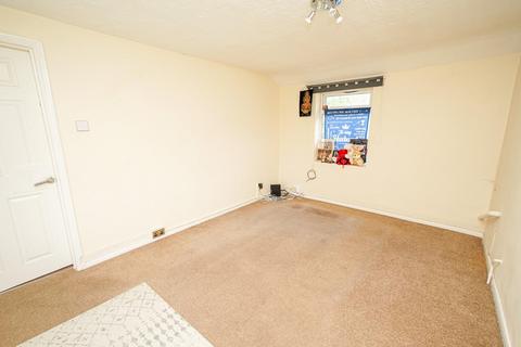 2 bedroom flat for sale, North Street, Leighton Buzzard