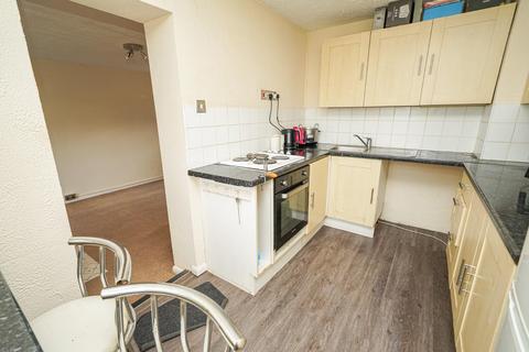 2 bedroom flat for sale, North Street, Leighton Buzzard