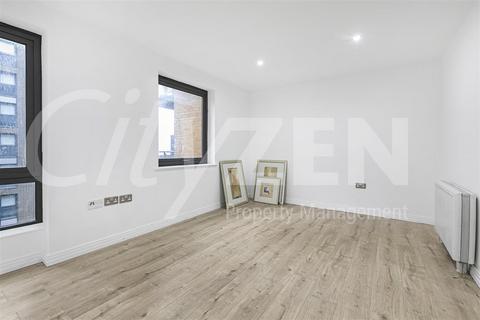 Studio for sale, Victoria Road, London W3