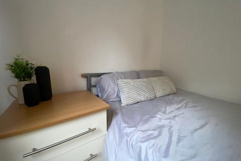 1 bedroom in a house share to rent, Room 3, Marsham, Orton Goldhay, Peterborough