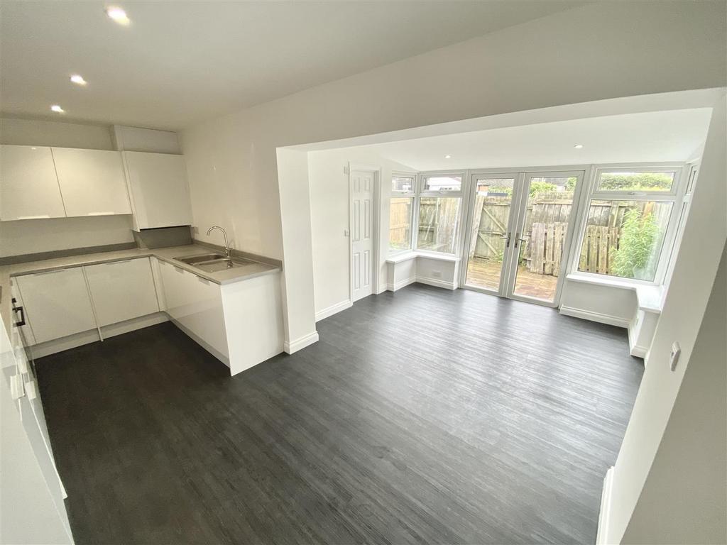 Open Plan Kitchen and Dining Area